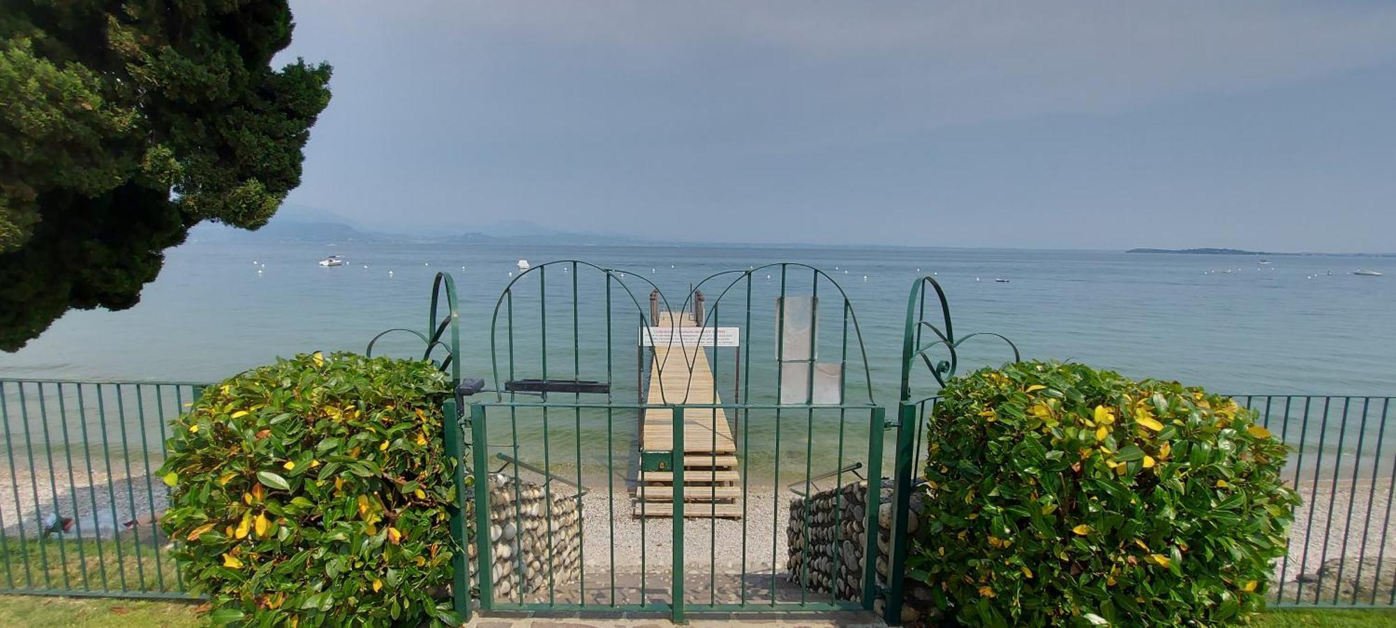 Hotel Florence Manerba del Garda Quarto foto