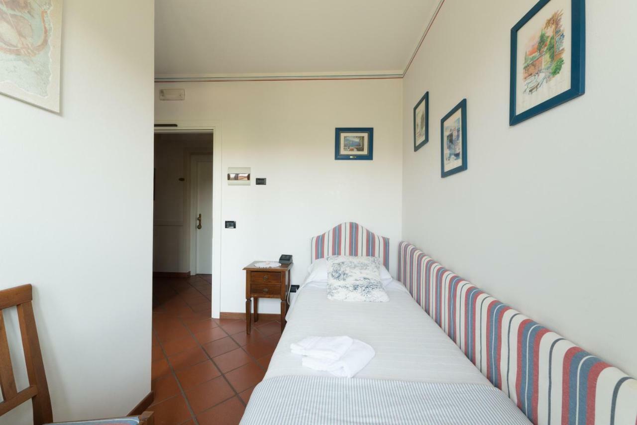 Hotel Florence Manerba del Garda Exterior foto